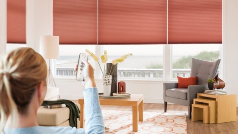 You are currently viewing Smart Home – Remotely Control Your Blinds and Curtains